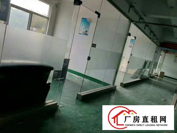 
横岗228工业区三楼精装修700平方出租价格19