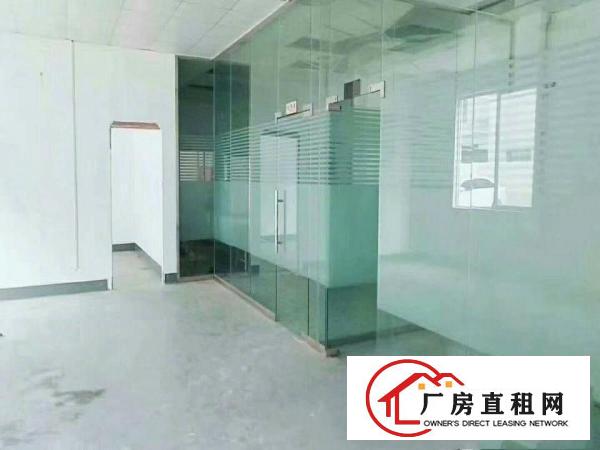 
横岗荷坳地铁口楼上精装修800平方厂房出租价格20