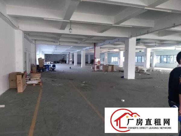 
横岗安良新出2楼带装修带地坪漆有现成办公室3吨货梯