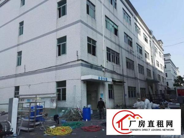 
横岗横坪公路，一楼高度七米带2300厂房出租