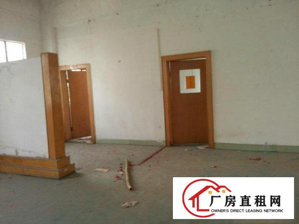 
荷坳地铁站1200平米厂房出租
