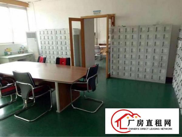 
六约地铁站原房东1200平带装修厂房出租可分租