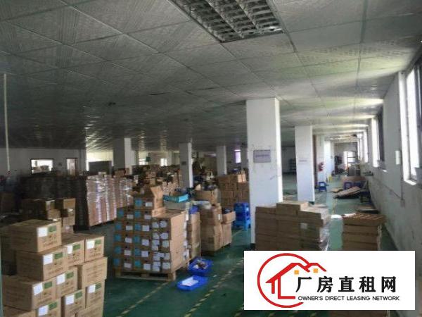 
五和地铁口旁新出3楼2000平适合仓库22块低价租