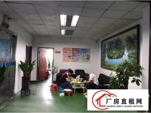 
上雪工业园带装修1300平厂房招租