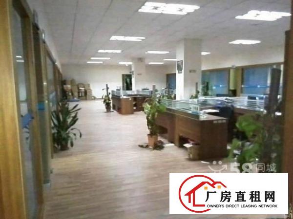 
坂田利金城科技园3楼3250平带装修急租花园式厂房