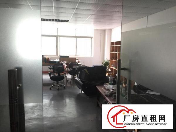 
上雪科技园新岀厂房带简单装修，300至1300平米