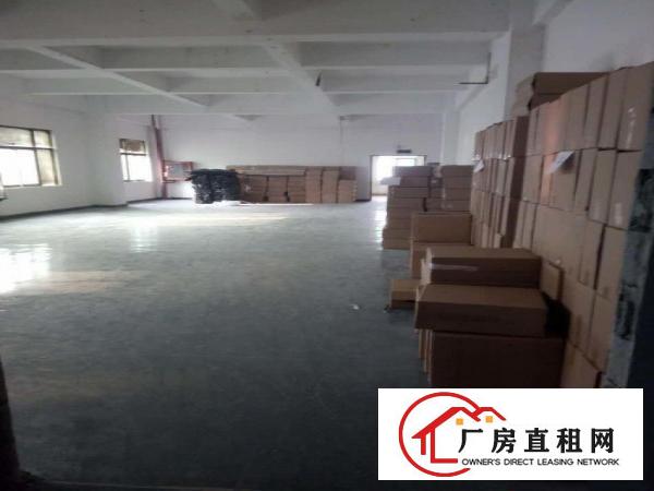 
五和地铁站300米一楼130平，可做仓库！