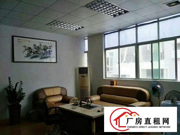 
龙岗平湖独院二楼1500平米带装修/分租