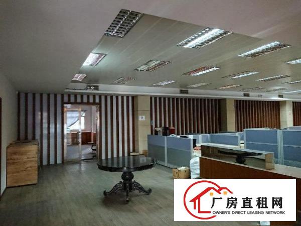 
五和大道边精装修一楼2600平米电商办公展厅出租