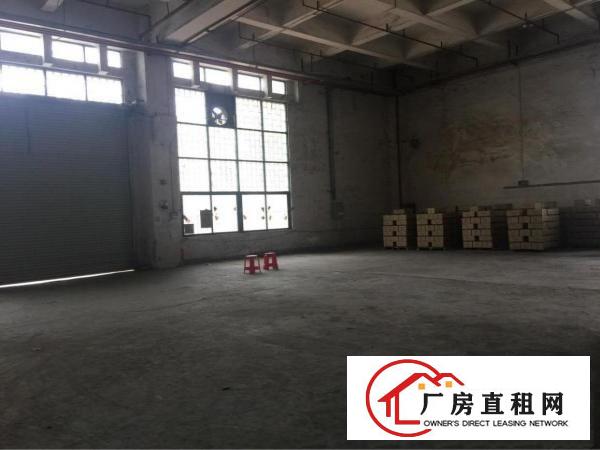 
出租龙岗区坂田天虹一楼1500平方带装修隔楼