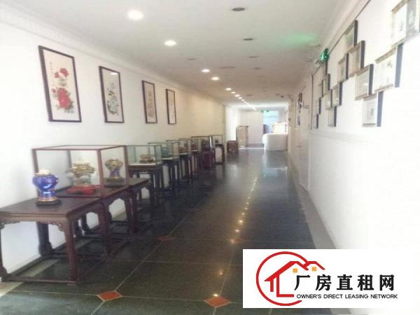 
杨美地铁站附近新出带装修1200平米厂房出租