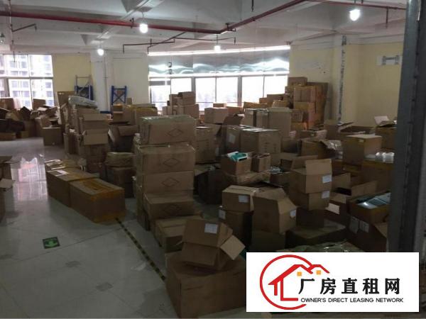 
江灏工业区楼上800平，可以分租300和500。