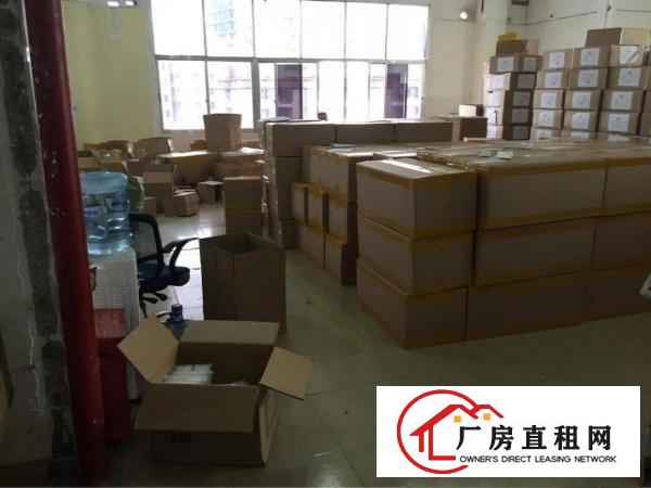 
江灏工业区楼上800平，可以分租300和500。