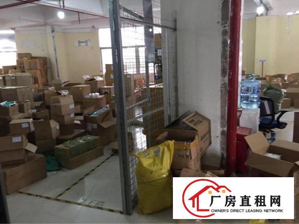 
江灏工业区楼上800平，可以分租300和500。