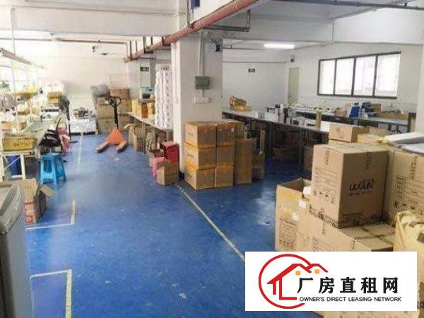 
平湖上木古工业区楼上700平标准厂房带装修招租