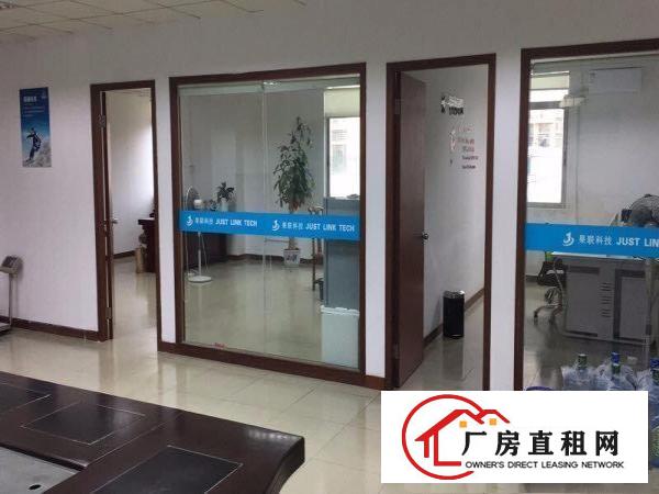 
出租龙岗区平湖华南城富民工业区厂房全新装修