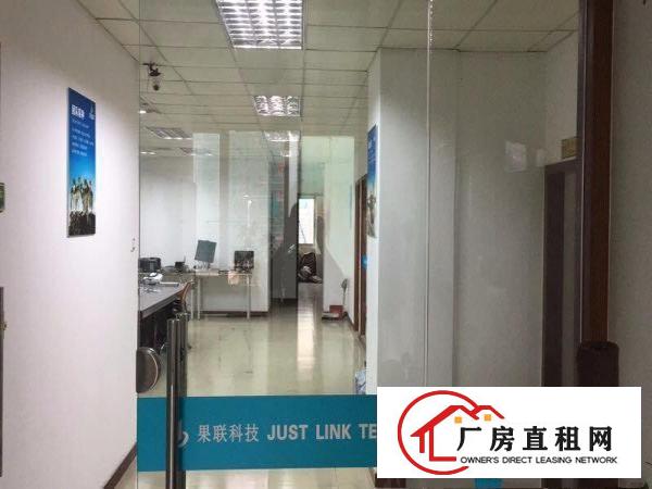 
出租龙岗区平湖华南城富民工业区厂房全新装修