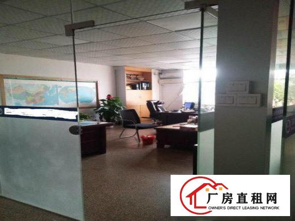 
新南社区即将空出楼上带装修面积650平米厂房招租