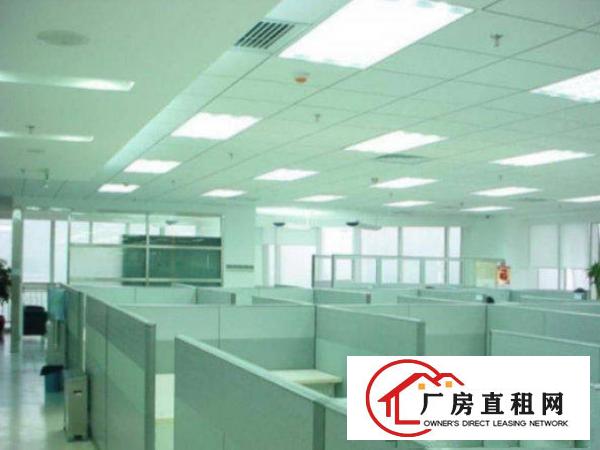 
平湖鹅公岭1500方标准三楼厂房出租，方正实用