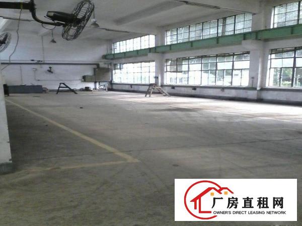 
平湖鹅公岭宝鹅工业区200平300平广告喷漆厂房租