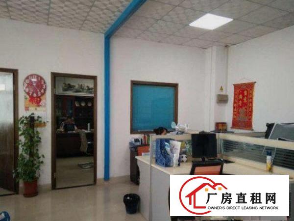 
平湖鹅公岭1200平二楼带装修厂房原房东直租