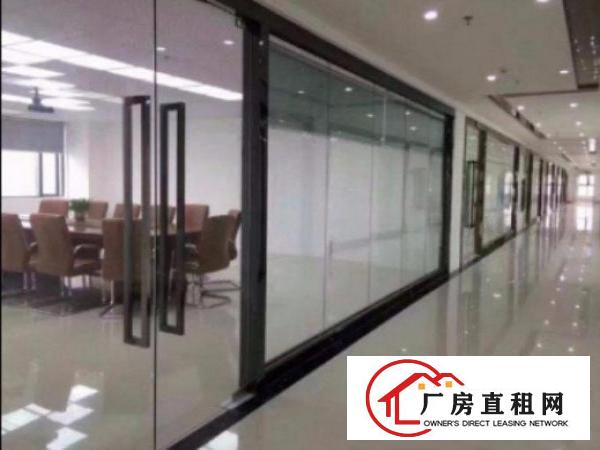 
平湖鹅公岭大型工业园区新出超豪华办公室标准一楼2200平