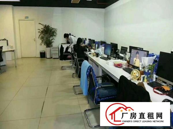 
平湖华南城平吉大道厂房328平米带装修写字楼加仓库