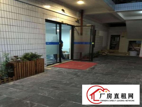 
平湖中学后面附近精装修办公室租，有100平150平