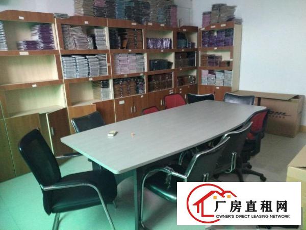 
平湖上木古工业区原房东精装修厂房1500平方
