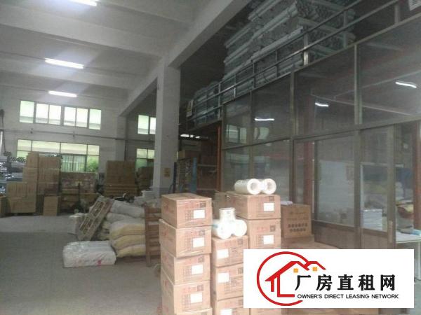 
平湖华南城旁边原房东一楼厂房出租，高6米