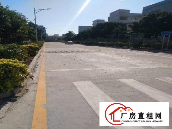 
龙岗平湖华南城附近无公摊980平带装修厂房出租