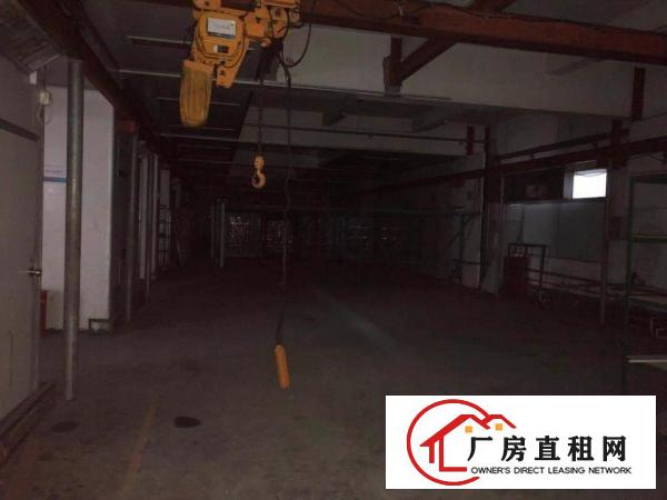 
出租龙岗区平湖辅城坳一楼厂房出租