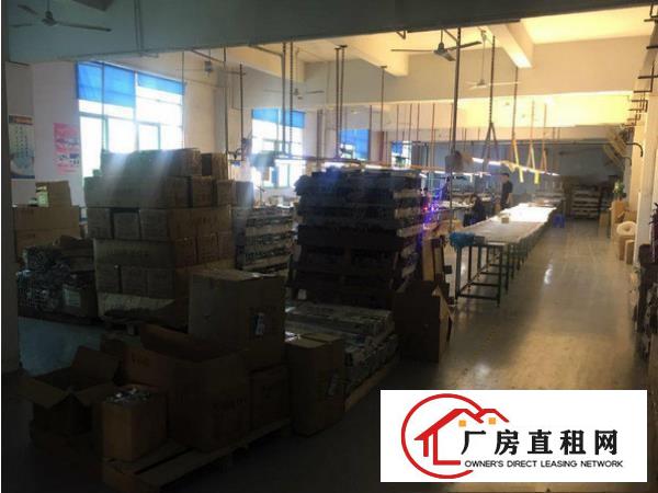 
平湖上木古标准厂房一楼900平出租带精装修水电齐全