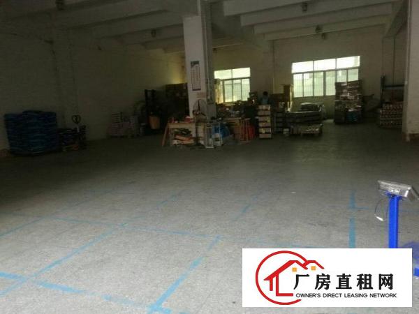 
平湖一楼770平方厂房招租，空地超大，结构好用，