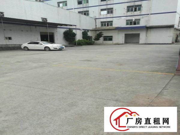 
平湖辅城坳工业区16660平方靠主路交通方便好招工