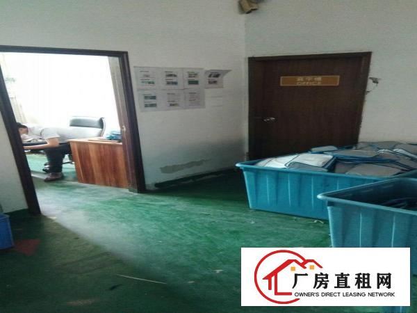 
平湖富民工业区新出带装修1000平方标准厂房分租