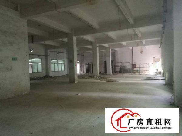 
平湖新木老村一楼600平方，交通方便，好停车