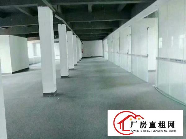 
平湖辅城坳楼上带装修1000平出租
