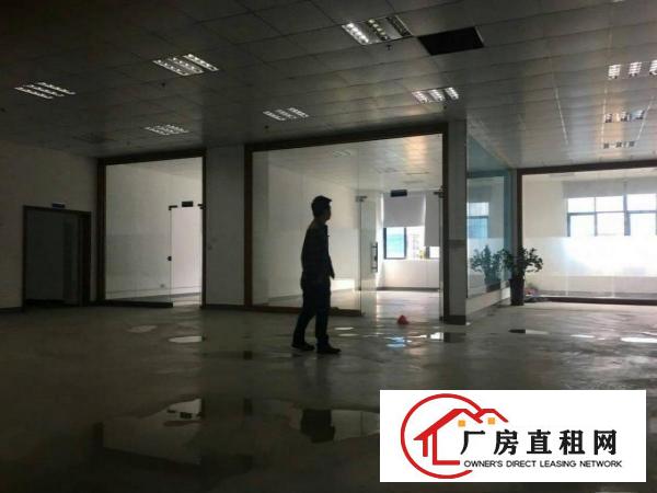 
平湖原业主小独门独院厂房5200平方急租