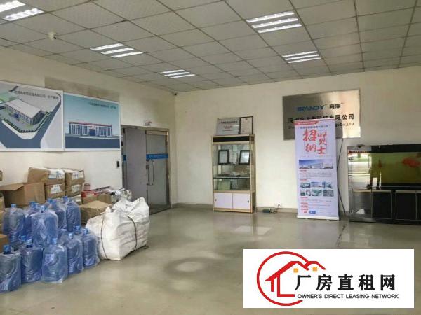 
平湖辅城坳工业区二楼1800平米带装修出租急急