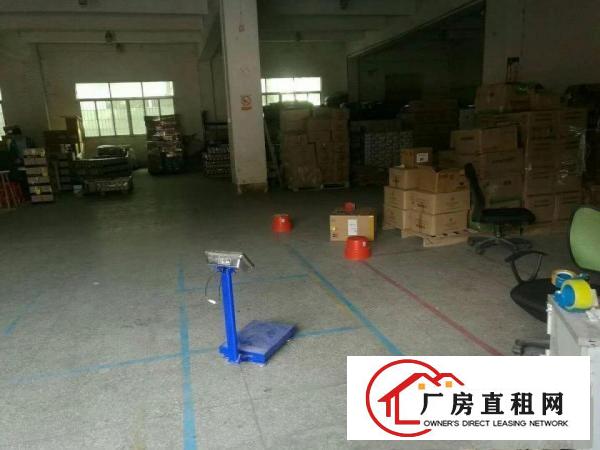
平湖新木新出2楼500平方厂房急租