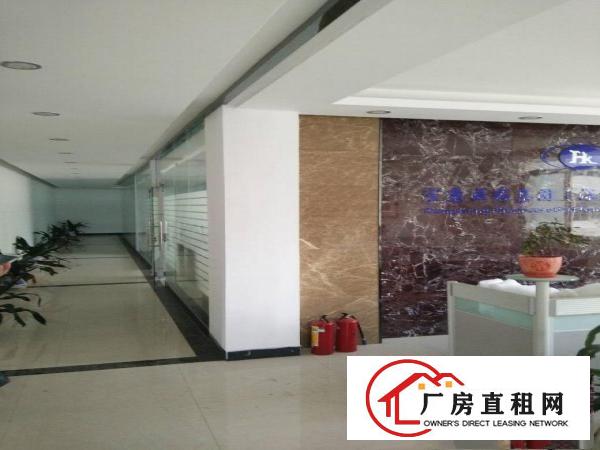 
平湖华南城西门带装修2楼1100平方厂房出租
