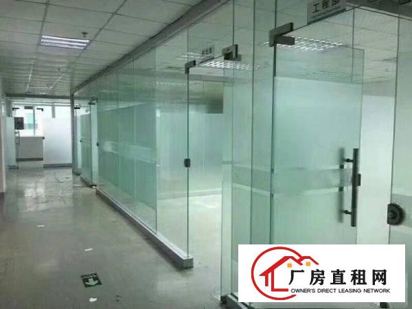
平湖华南城新木带装修2楼1200平方厂房出租