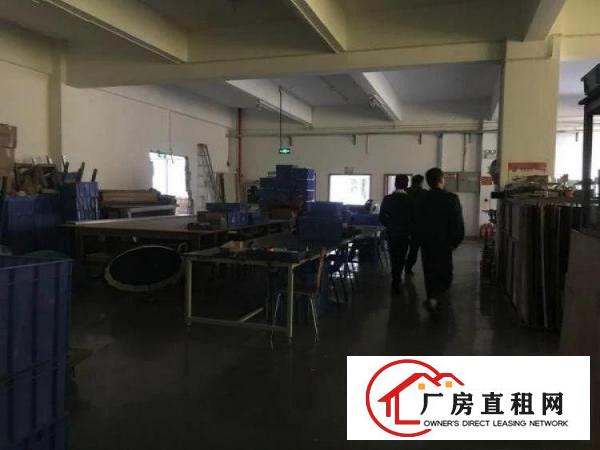 
平湖新木新出3楼500平方厂房出租