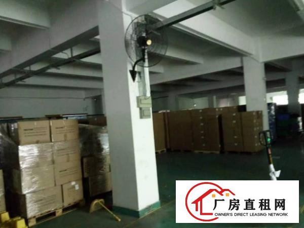 
坪地大工业区2楼精装电子厂房2000平米13元