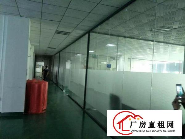
出租龙岗厂房龙岗大道边独门独院5580平方可适用任何行业