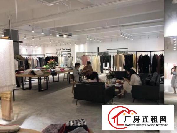
出租龙岗区坪地厂房二楼厂房适用轻工业2吨电梯一部