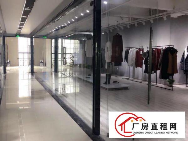 
出租龙岗区坪地厂房二楼厂房适用轻工业2吨电梯一部