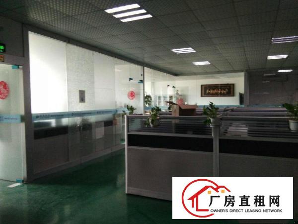 
出租龙岗区坪地坪西厂房有正规办公室活动空间大