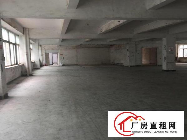 
坪地，高速路口厂房6800平米出租